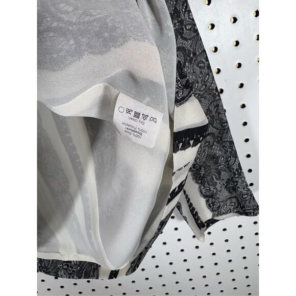 J. Crew Printed Optical Lace Long Sleeve silk Blouse size 4 - Picture 4 of 4